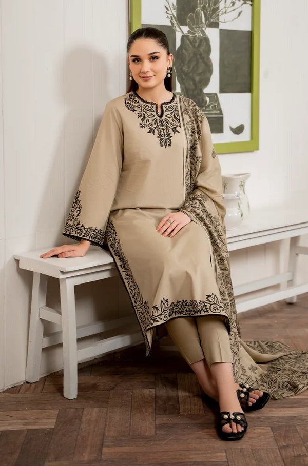 QN807 WINTER 3PC Dhannak Embroidered suit with Printed Shawll - Qirat Noman