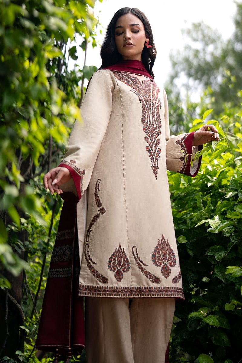 QN817 Winter 3PC Dhannak Embroidered suit with Printed Shawll - Qirat Noman