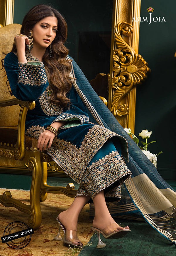 QN414 WINTER Heavy Embroidered Velvet Dress with Silk Trouser - Qirat Noman