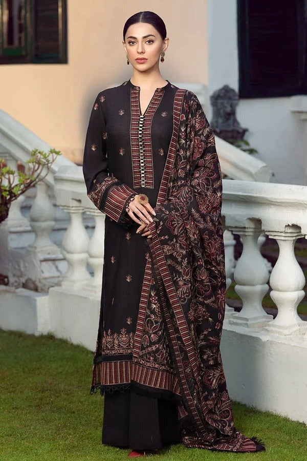 QN420 Winter Embroidered Dhanak Suit with Heavy Embroidered Dhanak Shawl - Qirat Noman