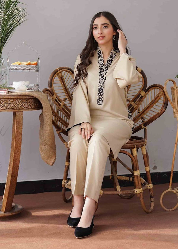 QN407 WINTER 3PC Dhanak suit with Embroidered Shawll - Qirat Noman