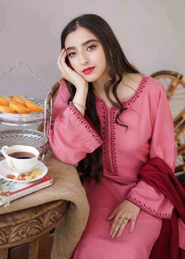 QN406 WINTER 3PC Dhanak suit with Embroidered Shawll - Qirat Noman