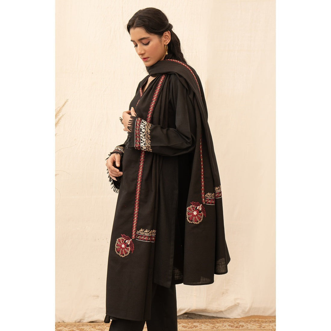 QN606 WINTER 3PC Embroidered Dhanak suit with Dhannak Shawll - Qirat Noman