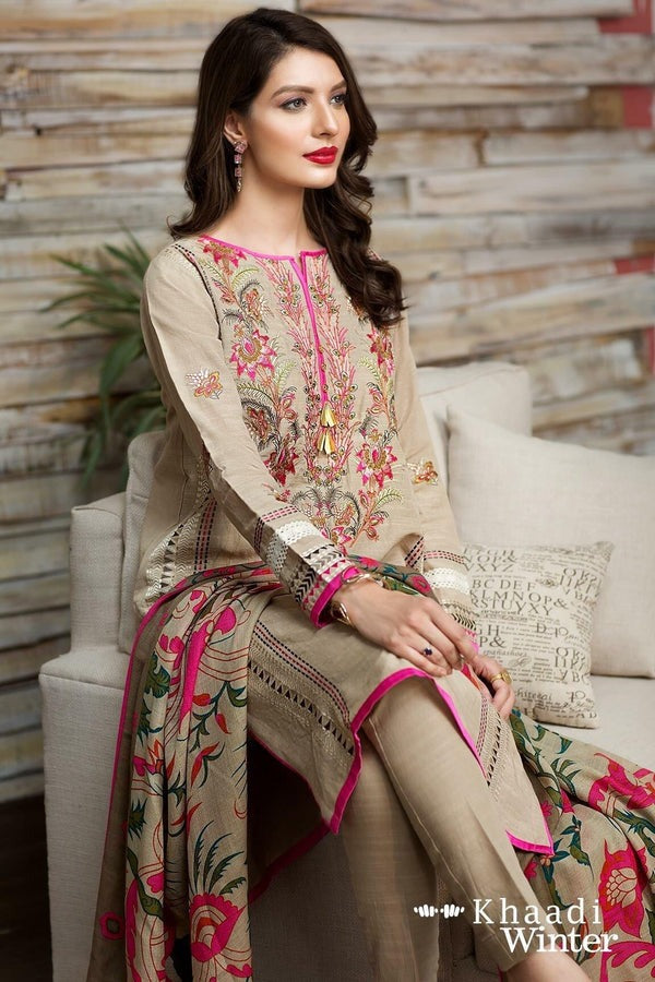 QN525 WINTER Embroidered khaddar 3pc With Wool Shaw - Qirat Noman