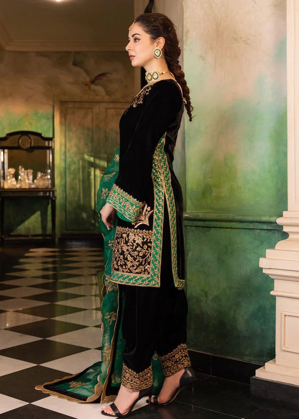 QN551 Velvet Winter Embroidered 3 Piece Dress With Organza embroidered Dopata - Qirat Noman