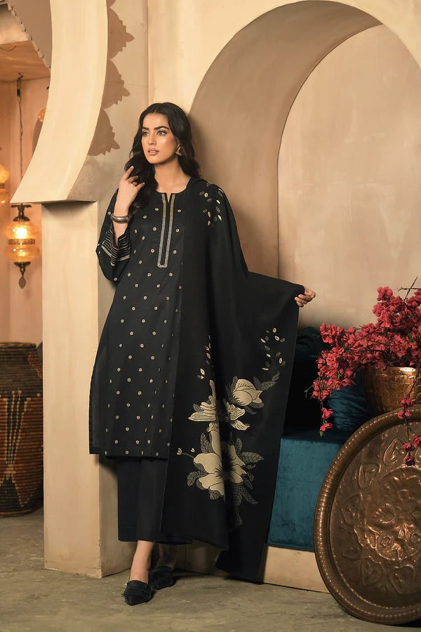 QN804-3PC Winter Dhannak Embroidered suit with Printed Shawll - Qirat Noman