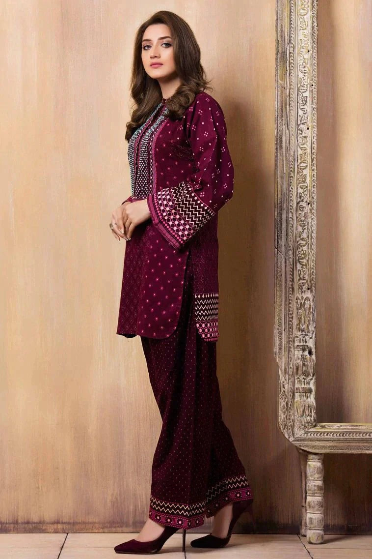 QN015-Laj wanti 2Pc Summer Embroidered Lawn Suite With Fully Embroidered trouser & Patches - Qirat Noman