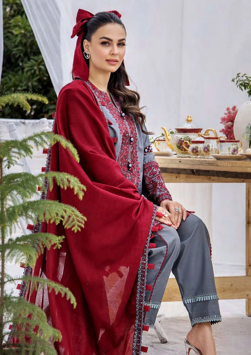 QN781-SUMMER 3PC Lawn Heavy Embroidered Shirt With Chffon Embroidered Dupatta - Qirat Noman